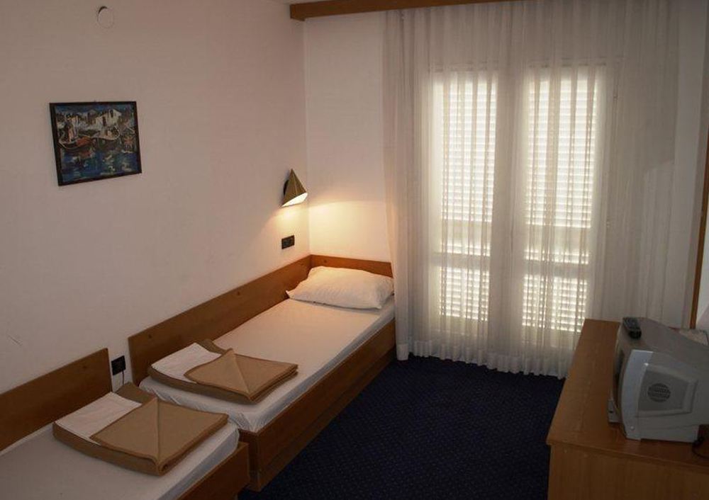 The Loza - Seaside Festival Hotel Novalja Exterior photo